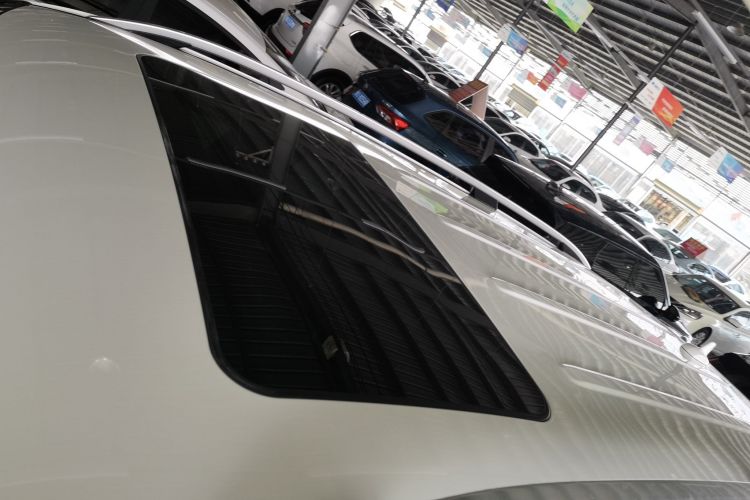 奔驰M级 2014款 ML 320 4MATIC局部细节57