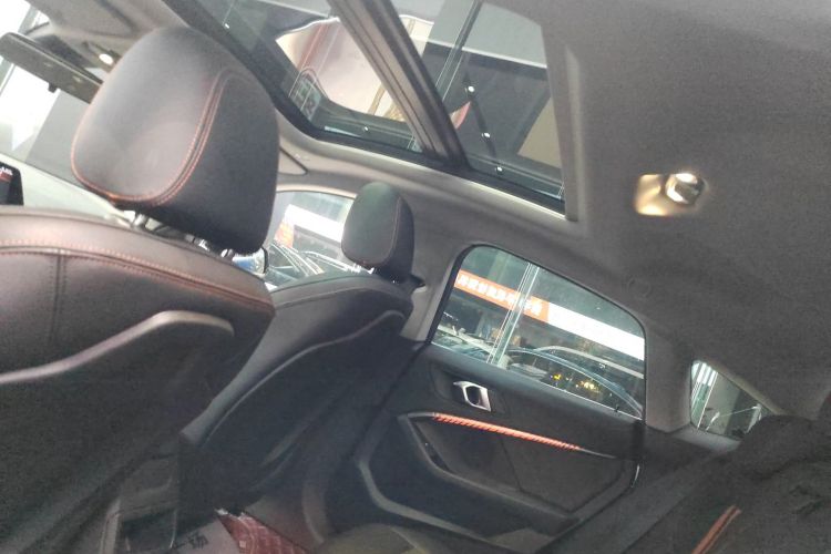 宝马2系(进口) 2021款 225i 四门轿跑车 M运动套装中控内饰22