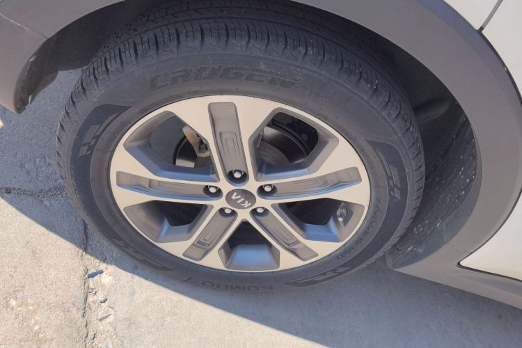 起亚 智跑 2019款 2.0L 自动智享豪华版车身外观6008