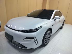 吉利银河 银河星耀8 2025款 130km EM-P 星舰版