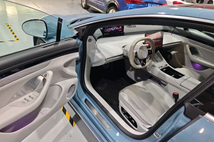 鸿蒙智行 智界S7 2024款 Pro 后驱长航版中控内饰7003