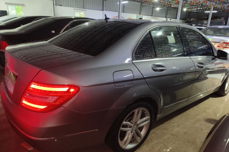 奔驰C级 2013款 C 260 CGI 优雅型车身外观7