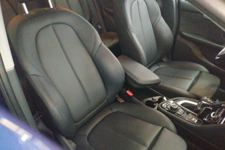 宝马2系旅行车 2016款 218i 运动设计套装局部细节41