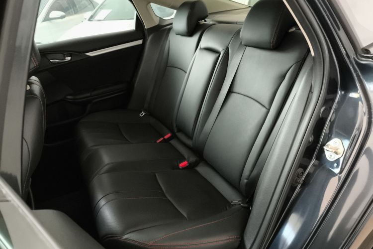 本田 思域 2016款 220TURBO CVT豪华版中控内饰7004