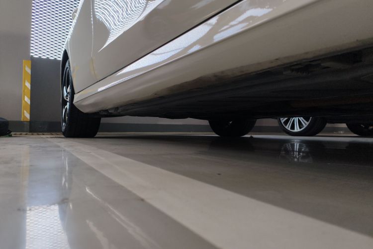 奔驰E级 2017款 E 200 运动型局部细节9001