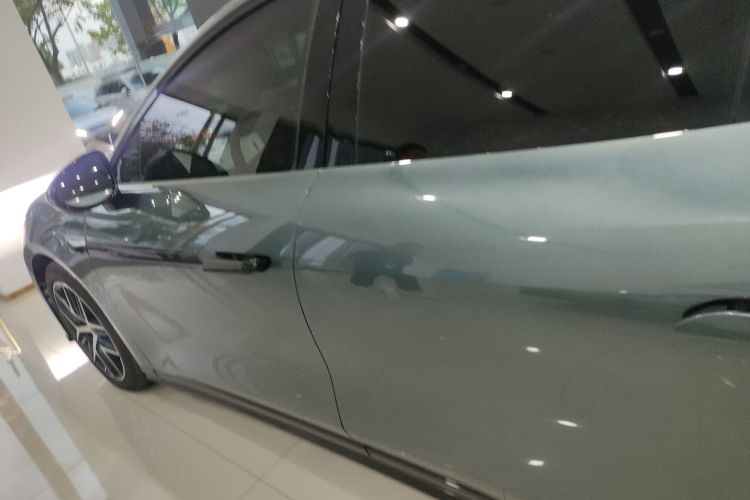 比亚迪 汉L 2025款 DM-p 四驱激光雷达旗舰型车身外观6003