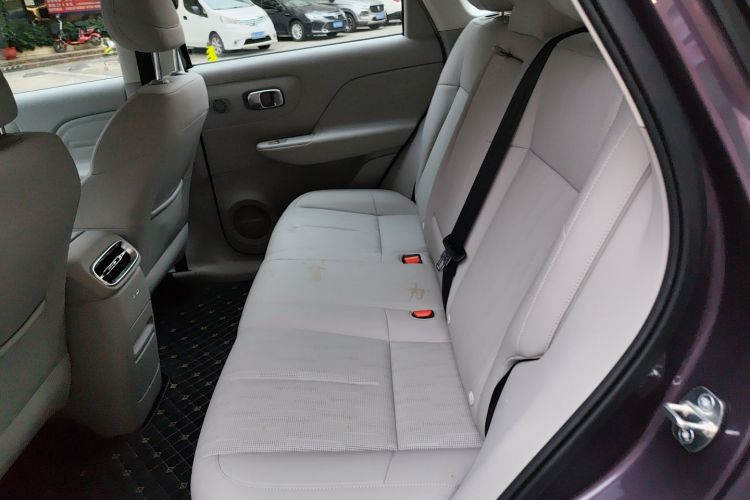 零跑汽车 零跑B10 2025款 510悦享版中控内饰7004