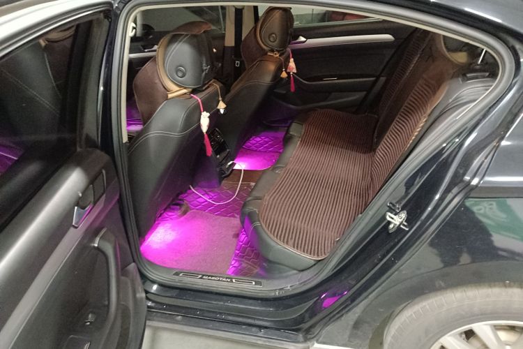 大众 迈腾 2020款 280TSI DSG 舒适型中控内饰21