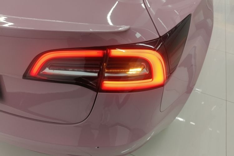 特斯拉 Model 3 2020款 改款 标准续航后驱升级版车身外观9