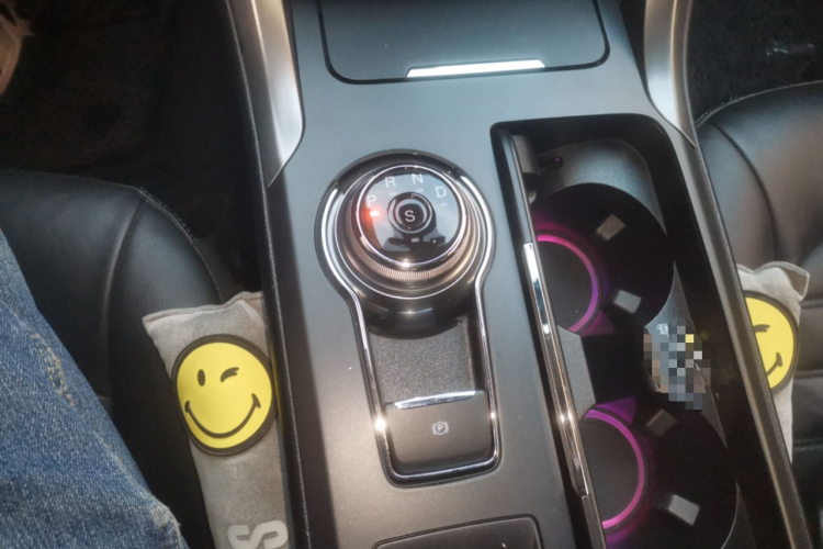 福特 蒙迪欧 2017款 EcoBoost 200 豪华型中控内饰18