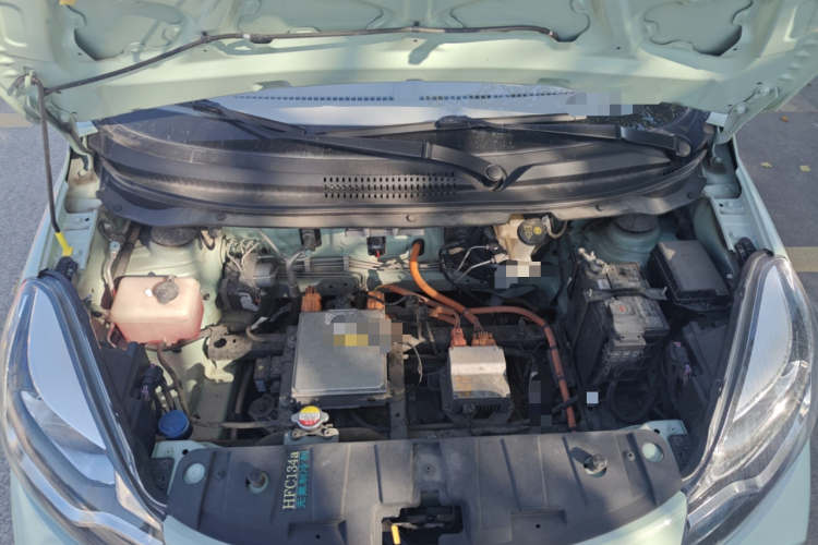 长安欧尚 奔奔E-Star 2021款 国民版 多彩款 磷酸铁锂（31.86kWh）局部细节24