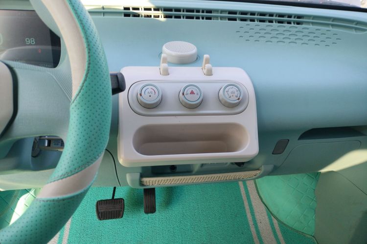 凌宝汽车 凌宝uni 2025款 微甜版 11.52kWh局部细节16