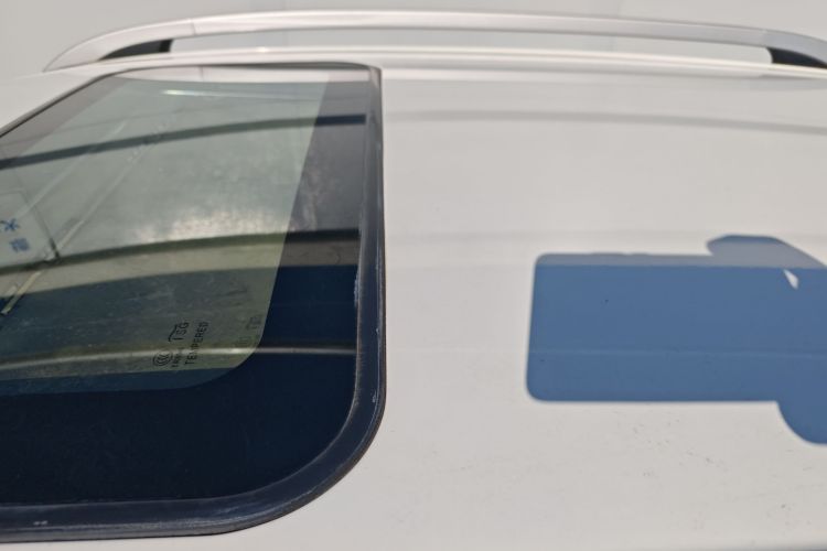 铃木 天语 SX4 2013款 酷锐 1.6L 自动20周年3G智能版局部细节57