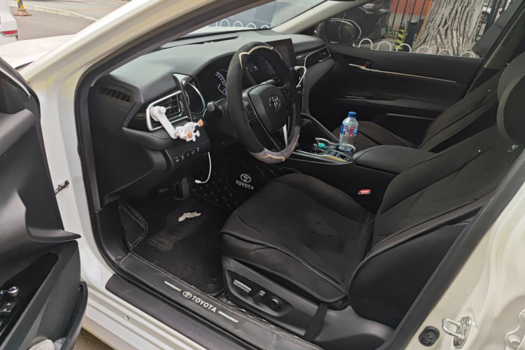 丰田 凯美瑞 2021款 双擎 2.5HGVP 领先版中控内饰20