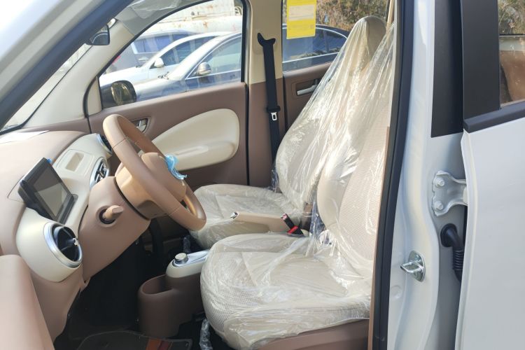 五菱汽车 宏光MINIEV 2025款 四门版 进阶款中控内饰19