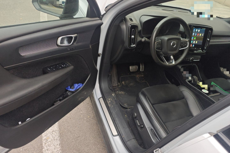 沃尔沃XC40新能源 2021款 P8 纯电 四驱智雅运动版中控内饰7003
