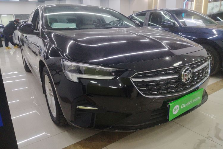 别克 君威 2021款 552T 精英型车身外观3