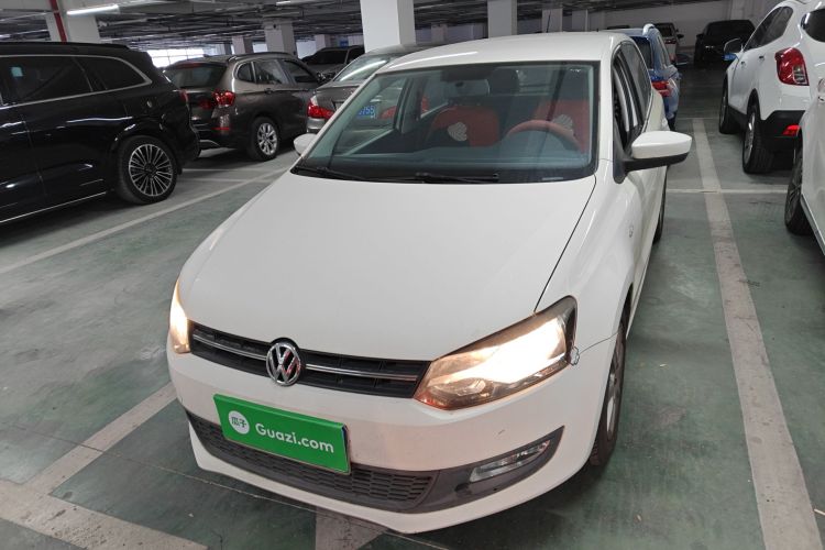 大众 Polo 2013款 1.6L 自动舒适版车身外观2