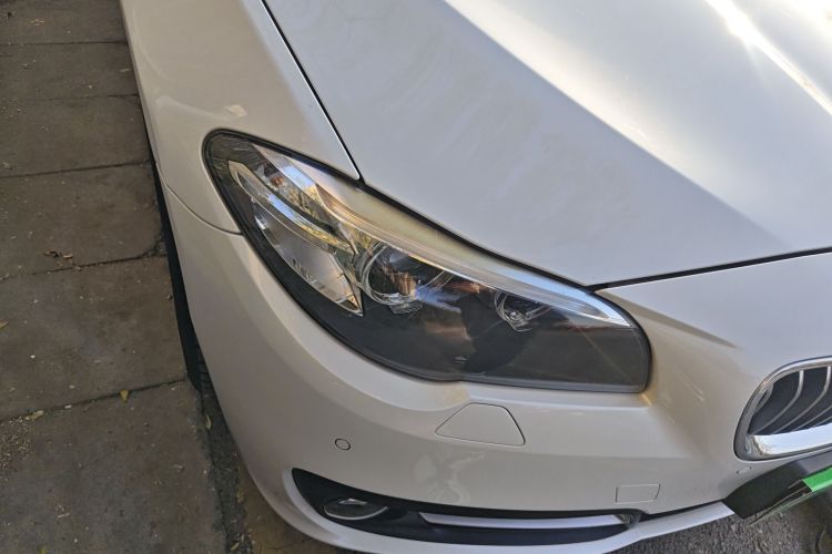 宝马5系 2017款 525Li 领先型车身外观8