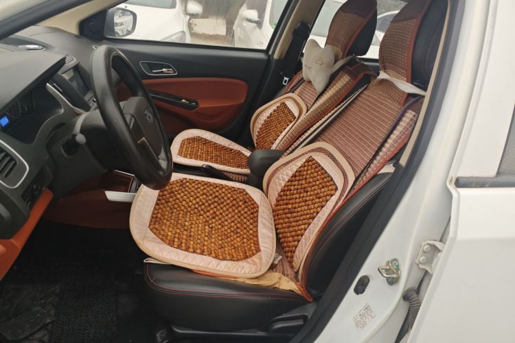 吉利汽车 金刚 2016款 1.5L 手动精英型中控内饰19