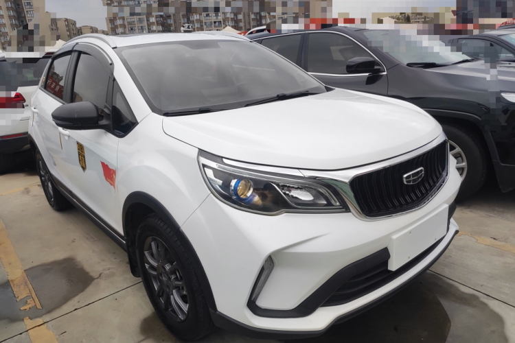 吉利汽车 远景X3 2021款 PRO 1.5L 手动精英型车身外观3