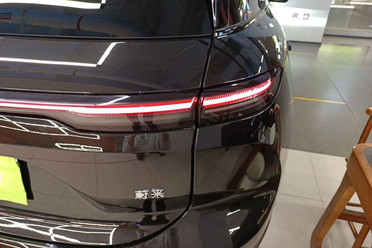 蔚来ES6 2023款 75kWh车身外观9