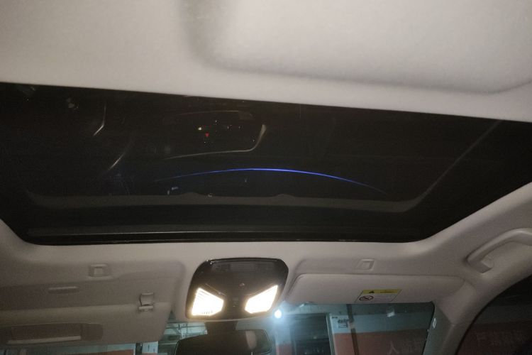 宝马5系 2022款 改款 525Li 豪华套装局部细节22