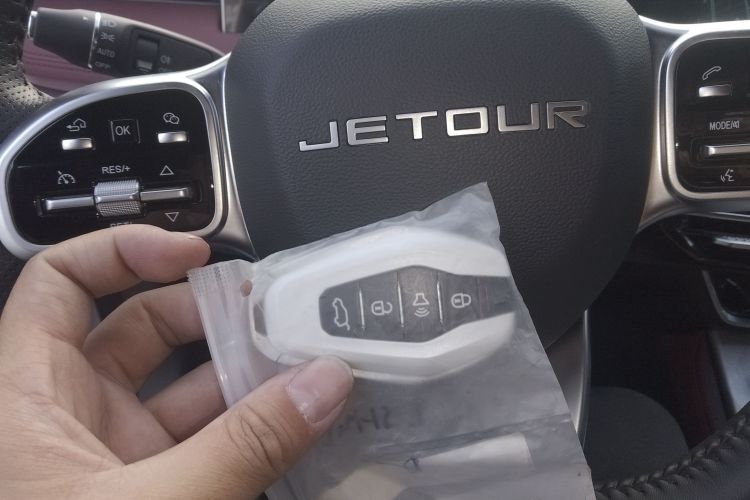 捷途X70 PLUS 2024款 1.6T DCT超享版 5座中控内饰7001