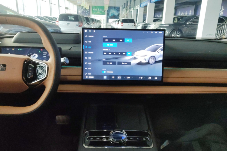 吉利银河 银河星耀8 2025款 130km EM-P 星舰版中控内饰16