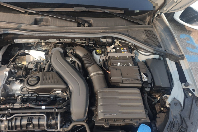 奥迪A3 2025款 A3L Limousine 35TFSI 飞驰尊享型机舱底盘26