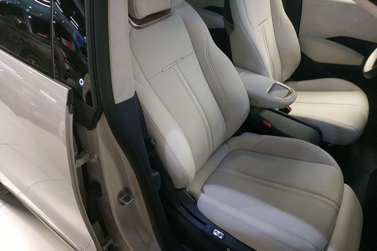 极氪X 2025款 四座后驱魔方版局部细节41