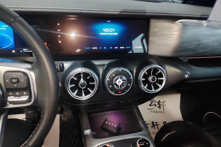 坦克300 2023款 城市版 2.0T 很有型中控内饰16