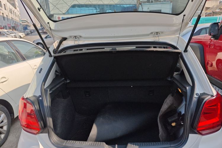 大众 Polo 2018款 1.5L 自动安享型机舱底盘23