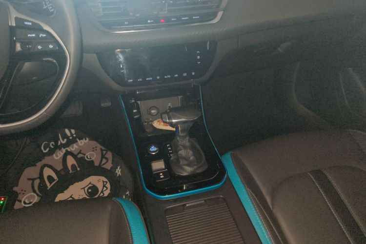 东风风神 奕炫 2021款 230T 自动追梦版中控内饰18