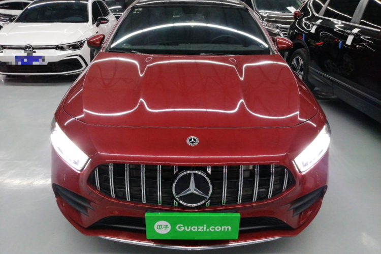 奔驰A级 2021款 A 200 L 运动轿车动感型车身外观2