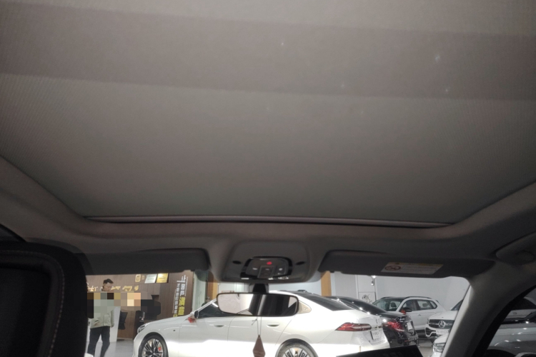 奥迪A4L 2022款 40 TFSI 时尚动感型中控内饰22