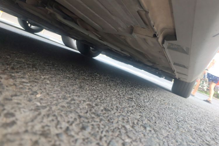 福特 福克斯 2017款 两厢 1.6L 手动风尚型智行版局部细节9002