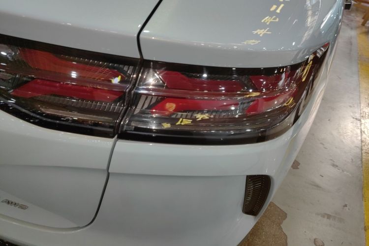 腾势N7 2024款 630 四驱智驾Max版车身外观6006