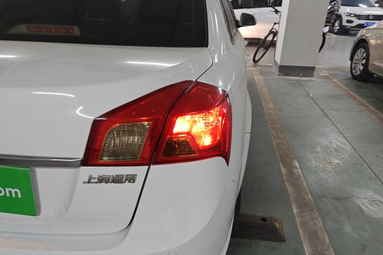 别克 凯越 2015款 1.5L 自动经典型车身外观6006