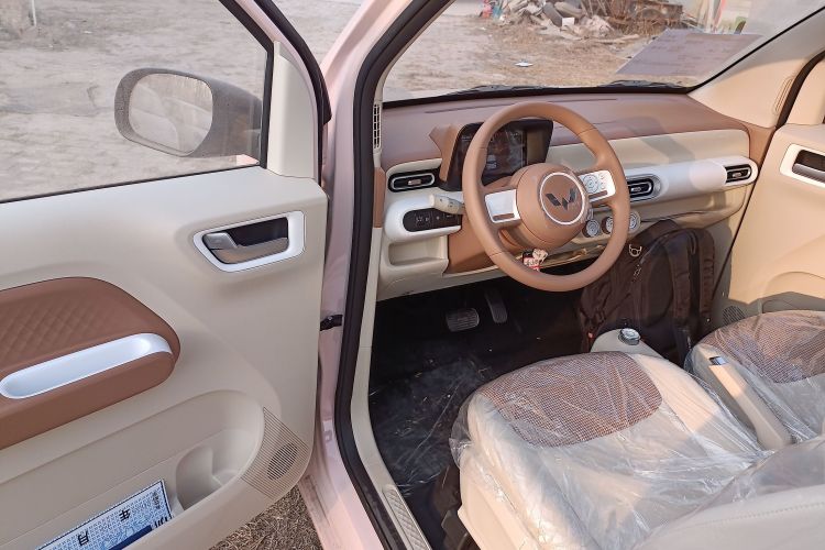 五菱汽车 宏光MINIEV 2024款 第三代 215km 青春版中控内饰7003