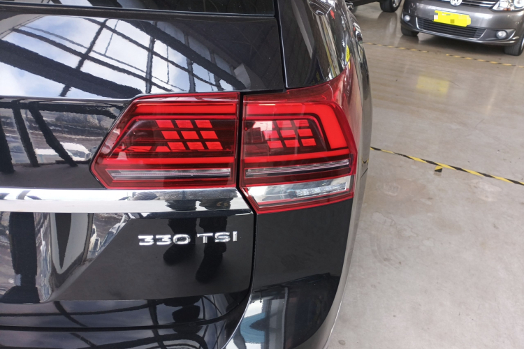 大众 途昂 2017款 330TSI 两驱豪华版车身外观9