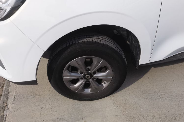 长城 炮 2023款 2.0T商用版手动柴油两驱精英型长箱GW4D20M车身外观6007