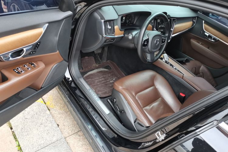 沃尔沃S90 2021款 B5 智逸豪华版中控内饰7003