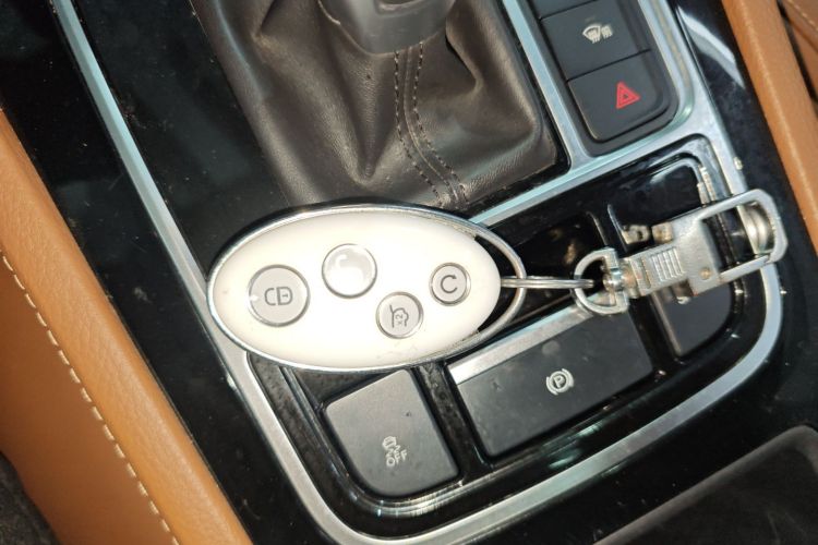 比亚迪 宋MAX 2019款 1.5T 自动智联睿逸型 6座 国V中控内饰11