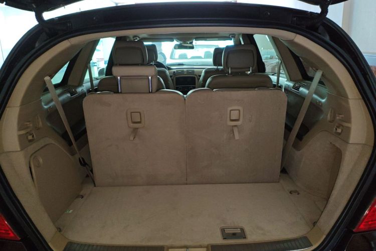 奔驰R级 2015款 R 320 4MATIC 豪华型机舱底盘23