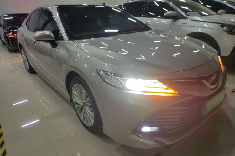 丰田 凯美瑞 2019款 2.5G 豪华版 国VI车身外观3