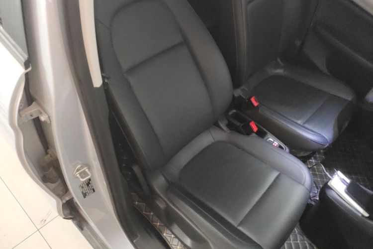 零跑汽车 零跑T03 2022款 星钻版局部细节41