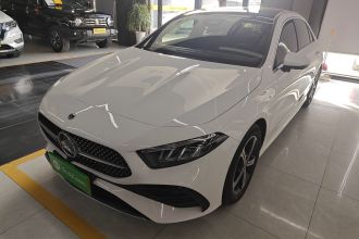 奔驰A级 2024款 改款 A 200 L 时尚型