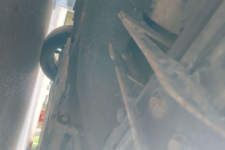 本田UR-V 2017款 370TURBO 两驱尊贵版 国V局部细节9001