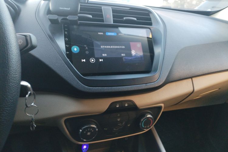 福特 福睿斯 2015款 1.5L 手动舒适型中控内饰16